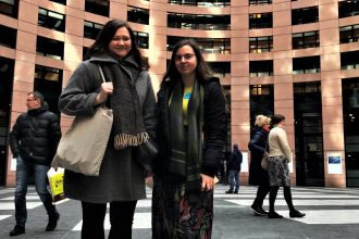 Valentina Burdukovska & Laura Treimane in Straßburg, by Valentina Burdukovska